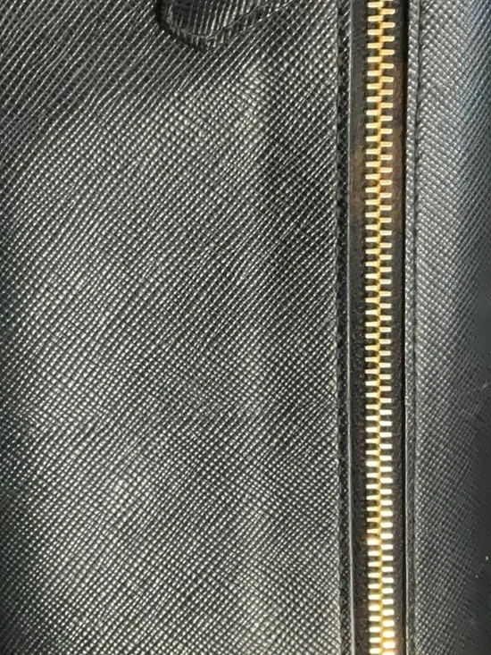 Beautiful Prada Saviano, Leather Use Lux Wallet, New Like Condition - Picture 2 of 4